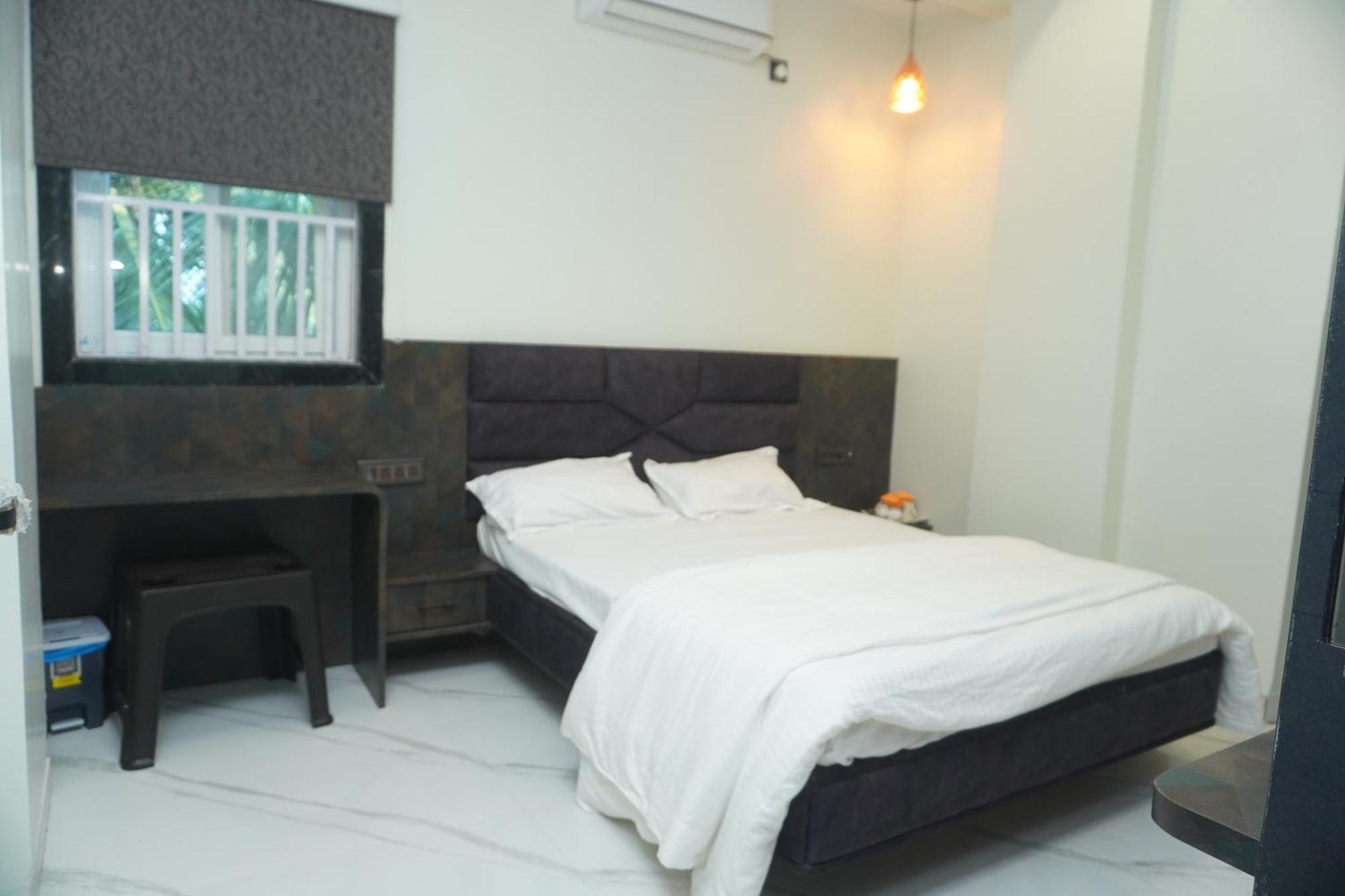 Pj Grand 호텔 Vizianagaram 외부 사진